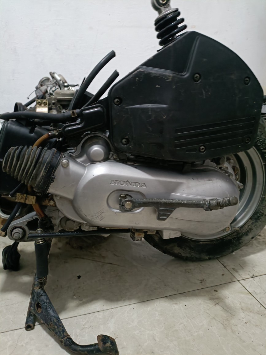 五羊本田公主100踏板摩托车机器,五羊仔,仿公主机器通用