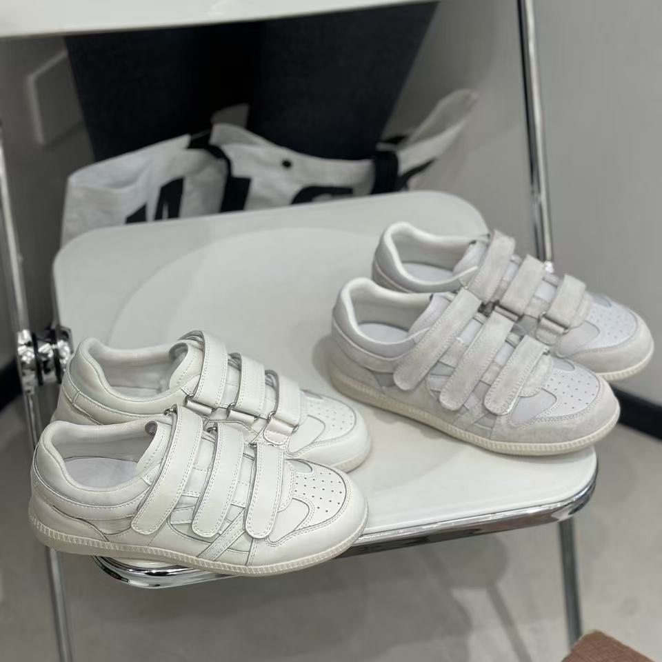 欧洲站2026春季新款时尚平跟舒适轻便德训鞋女百搭运动板鞋小白鞋,女鞋,德训鞋,淘宝优惠券,粉丝福利购,淘宝优惠卷