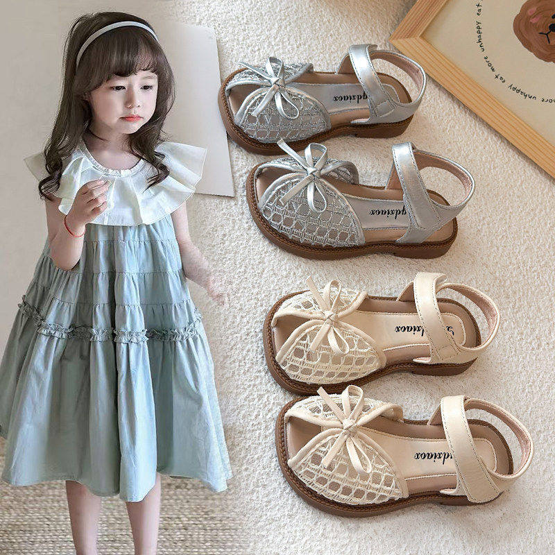 真皮女童凉鞋夏季新款包头镂空蝴蝶结公主鞋小女孩软底透气沙滩鞋