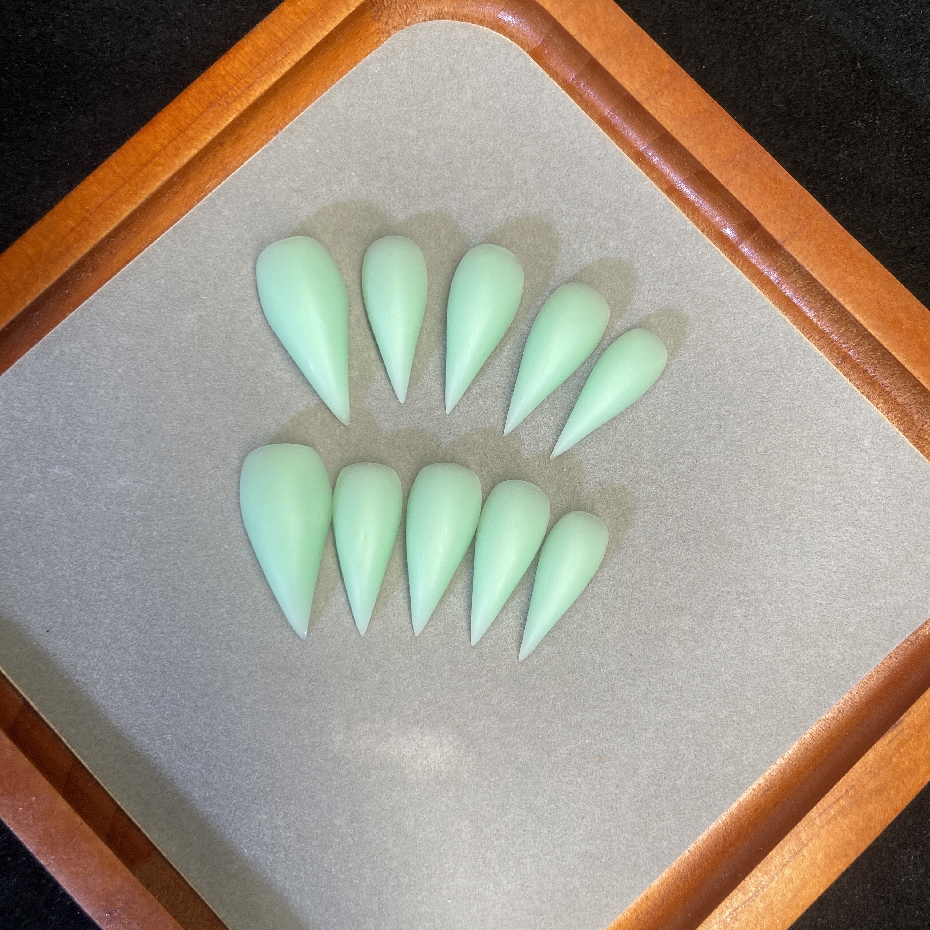 纯手工成品龙爪穿戴甲短款甲兽甲欧美甲猫爪磨砂淡绿色