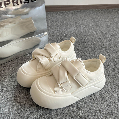 鲁鲁蛋百搭chic鞋子板鞋女款2026新款户外厚底小白鞋奶呼呼面包鞋