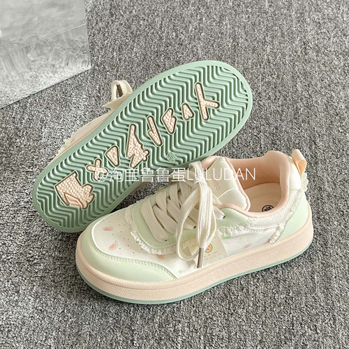 鲁鲁蛋 百搭韩系板鞋女款2026新款夏季厚底小白鞋配裙子面包鞋子