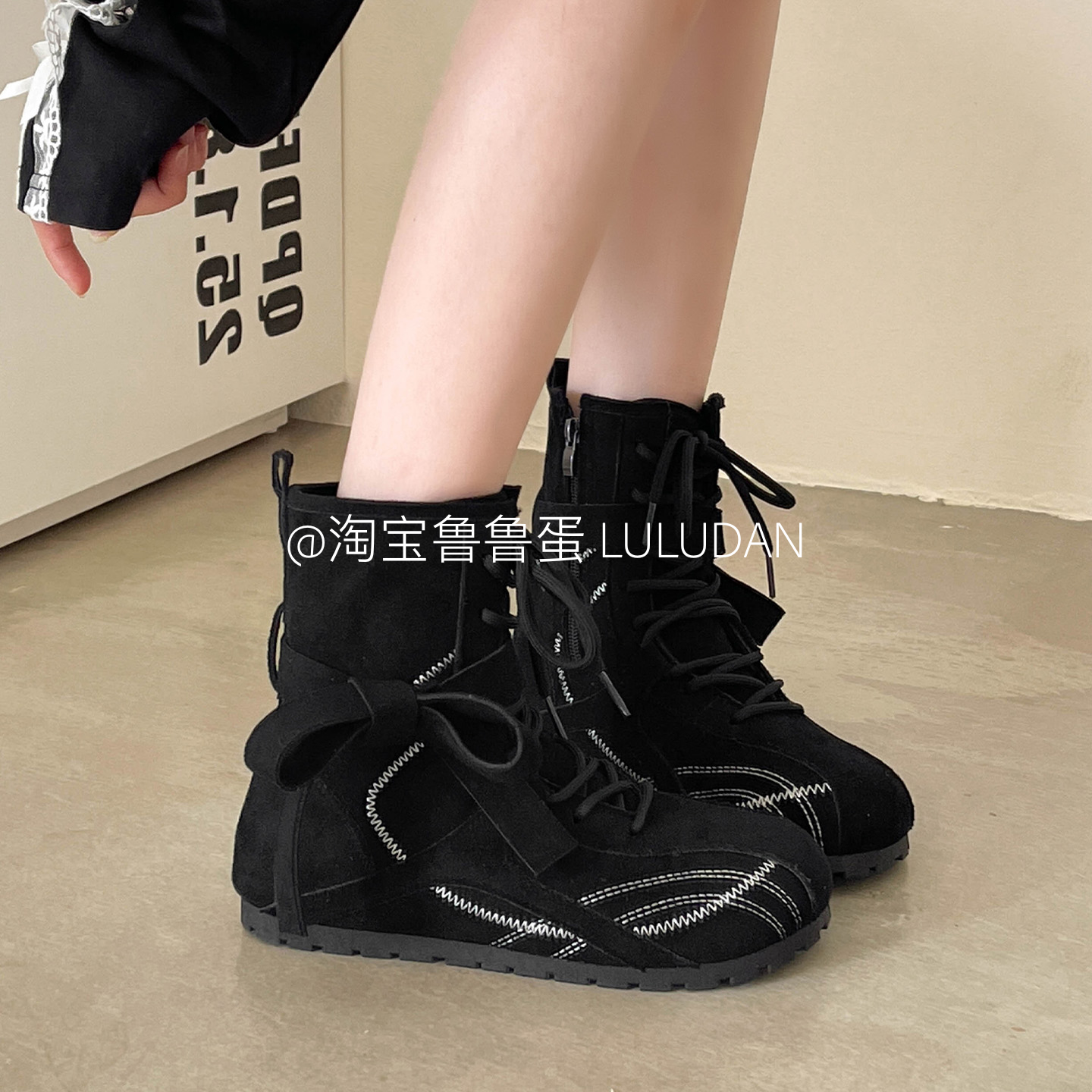 鲁鲁蛋秋季马丁靴女款2025新款英伦风休闲短靴复古帆布徒步登山靴