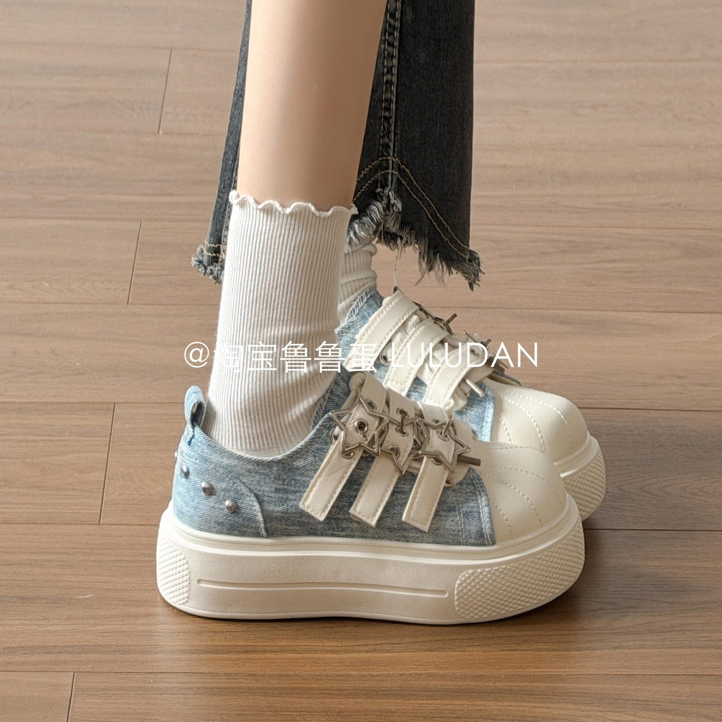 鲁鲁蛋 厚底巨好看帆布鞋女款年超火的小白鞋春夏季百搭星星板鞋