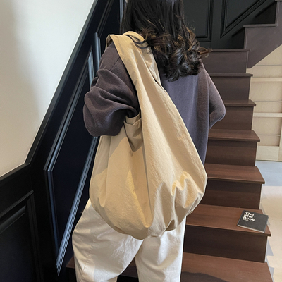 大容量通勤托特包斜挎包女