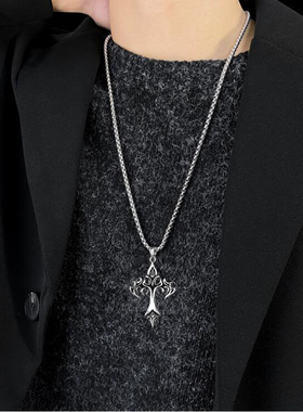钛钢项链时尚百搭火焰十字形吊坠
