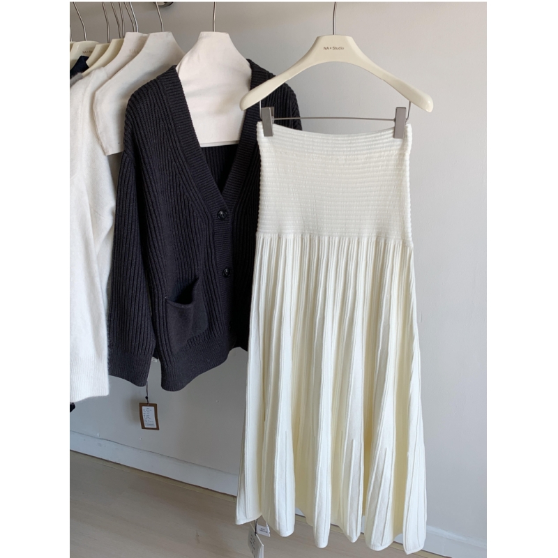 百搭显瘦黑色针织半身裙百褶长裙