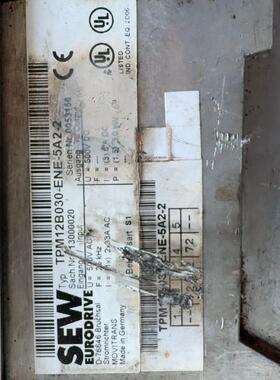 议价SEW驱动器TPM12B030-ENE-5A2-2一台，实物