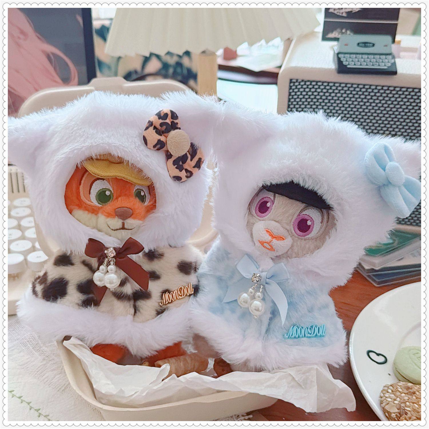 【仅售衣服】尼克小狐狸挂件娃衣服朱迪钥匙扣尼克新年猫咪披肩