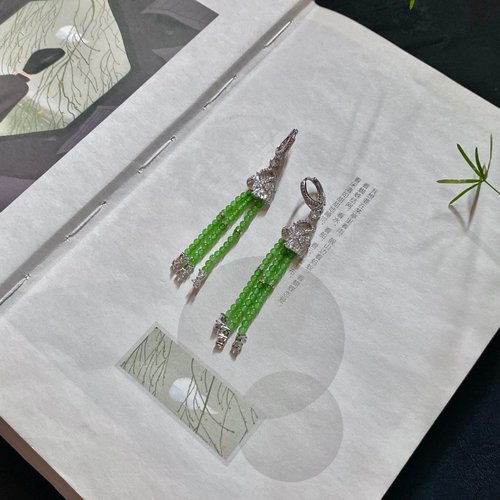 天然和田玉碧玉苹果绿流苏耳坠925银镶嵌时尚百搭送礼佳品