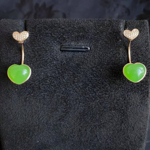 和田玉苹果绿爱心耳钉18k金镶嵌少女心设计感耳饰款式日常