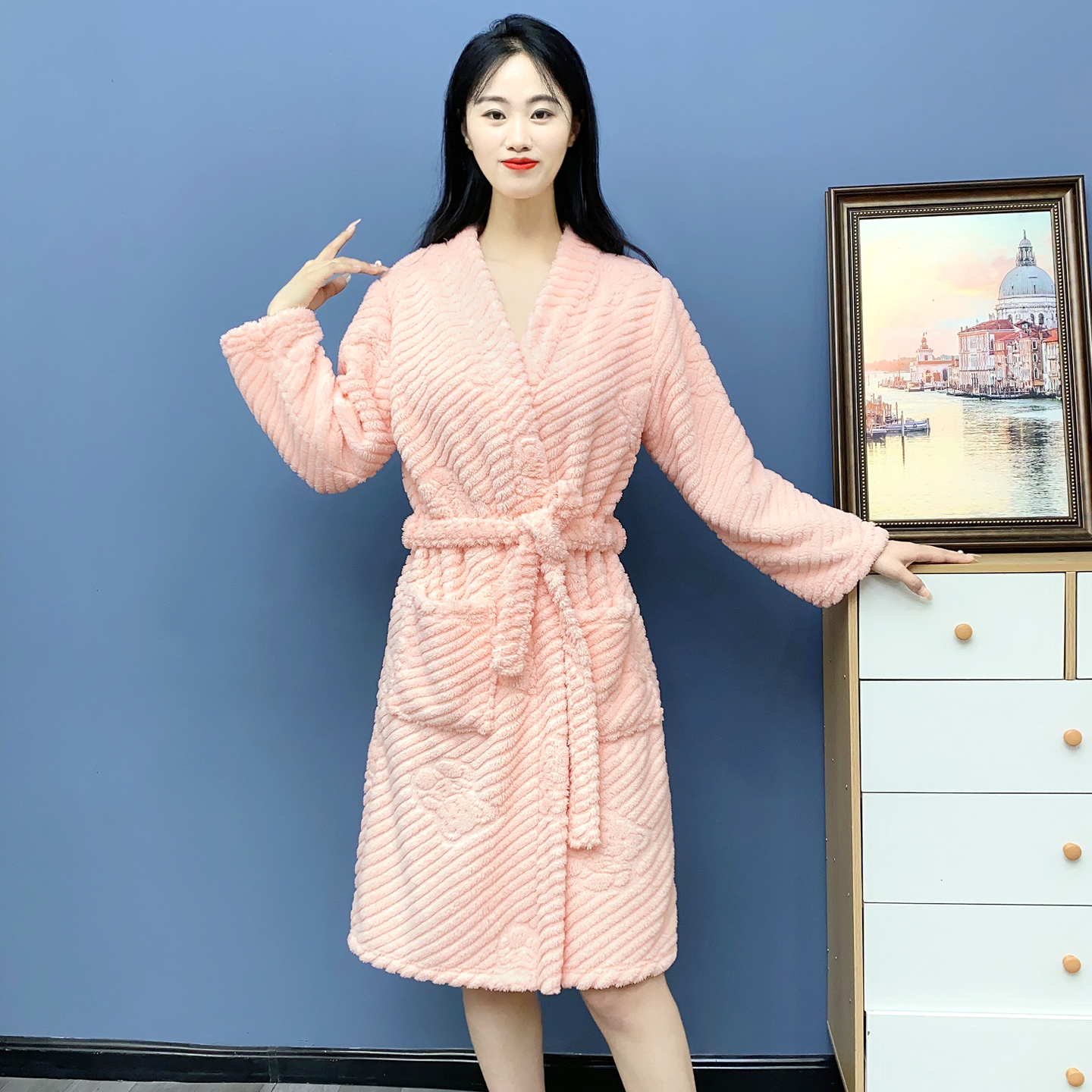 睡袍女冬季新款睡衣法兰绒秋冬浴袍女款高级感珊瑚绒加绒加厚浴衣