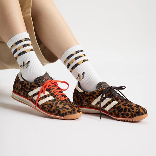 Adidas/阿迪达斯正品三叶草男女经典豹纹时尚运动休闲T头鞋JI0189