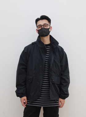 何青菜/MCYY 秋冬新款男士轻户外夹克小众设计师格调款短外套