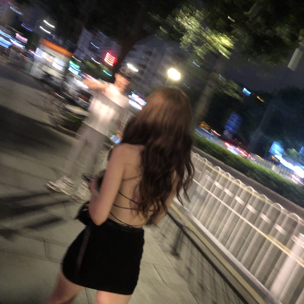 露背连衣裙欧美镂空吊带性感包臀