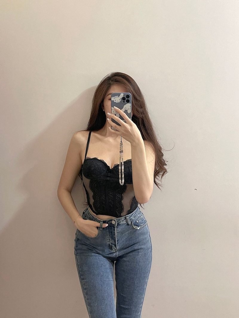 蕾丝背心上衣女