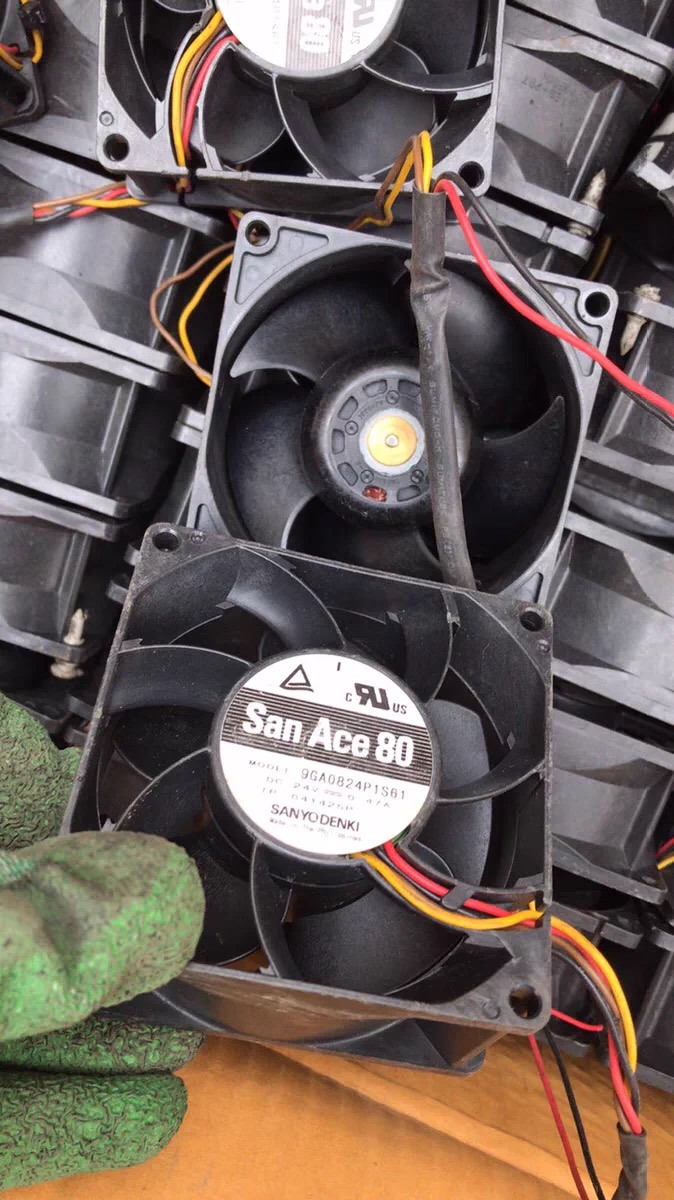 全新三洋放映机风扇9GA0824P1S651 8038 24V0.47A 变频器散热风扇