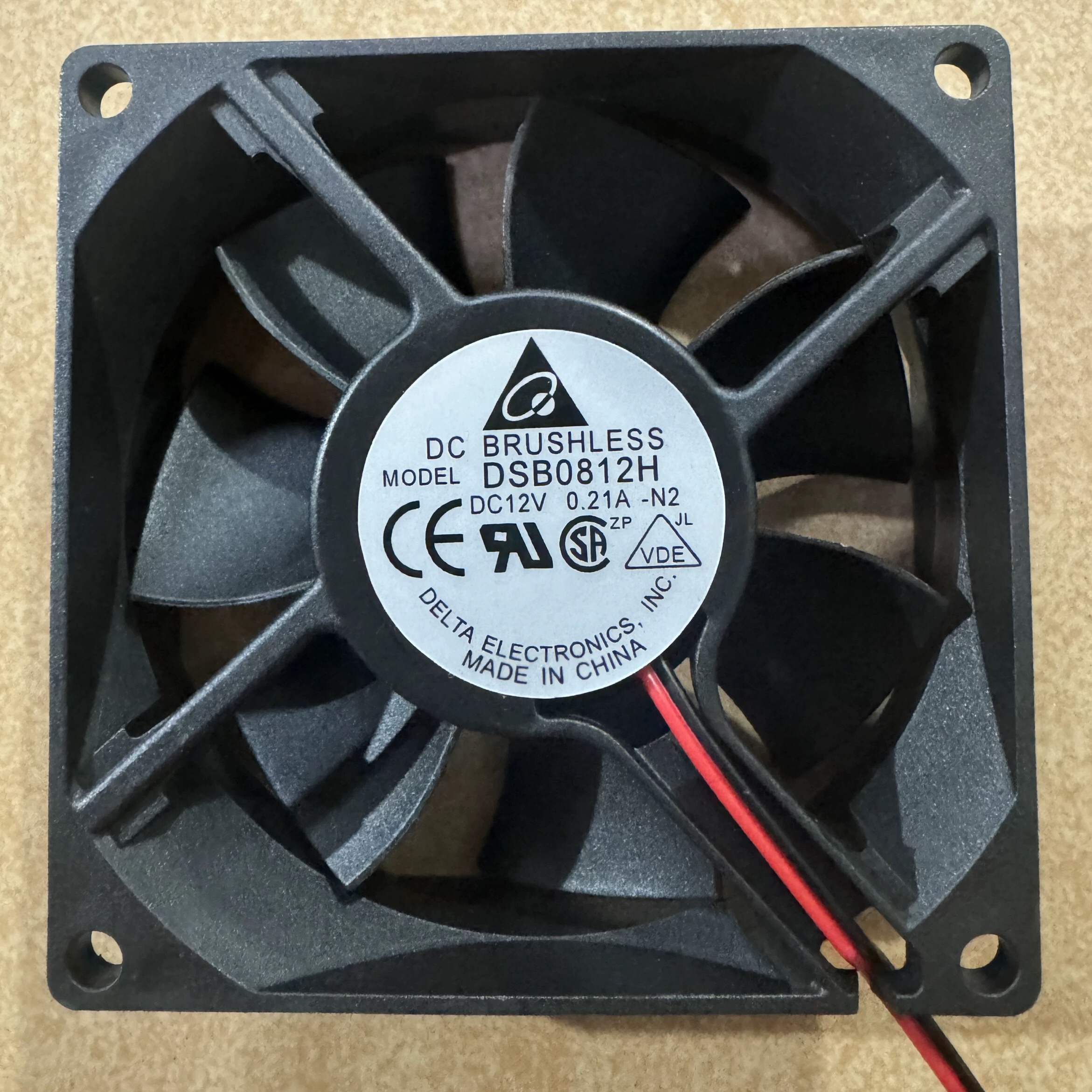 台达 DSB0812H 8025 12V 0.21A  8CM 机箱电源静音散热风扇