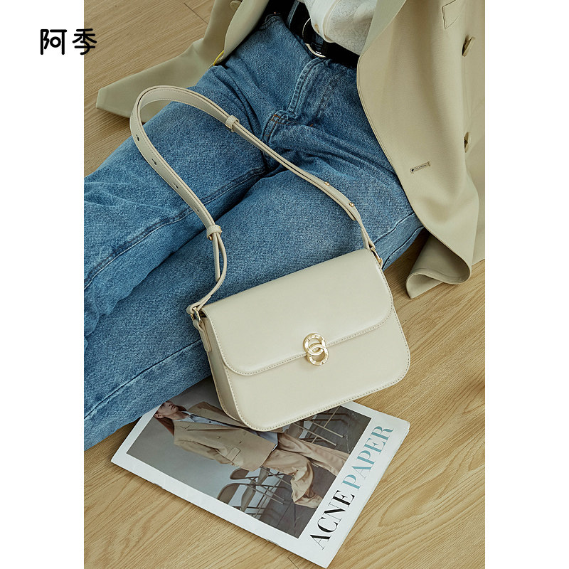 2022新款潮包包女生斜挎女包小方包百搭时尚单肩腋下包小众高级感