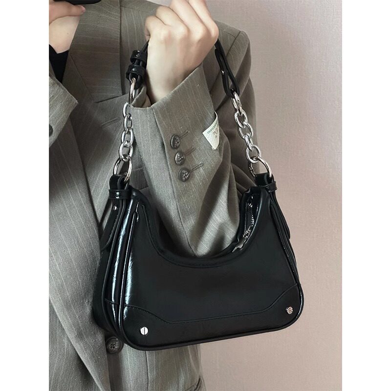 包包女士2025新款黑色链条腋下法棍包高级质感百搭小众单肩斜挎包