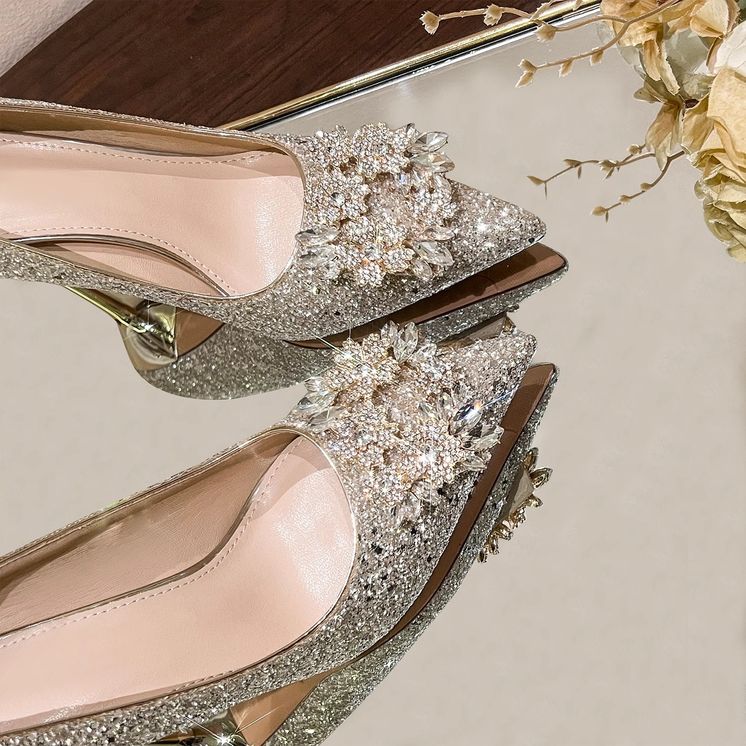 秀禾香槟色高跟鞋婚纱两穿水钻~~