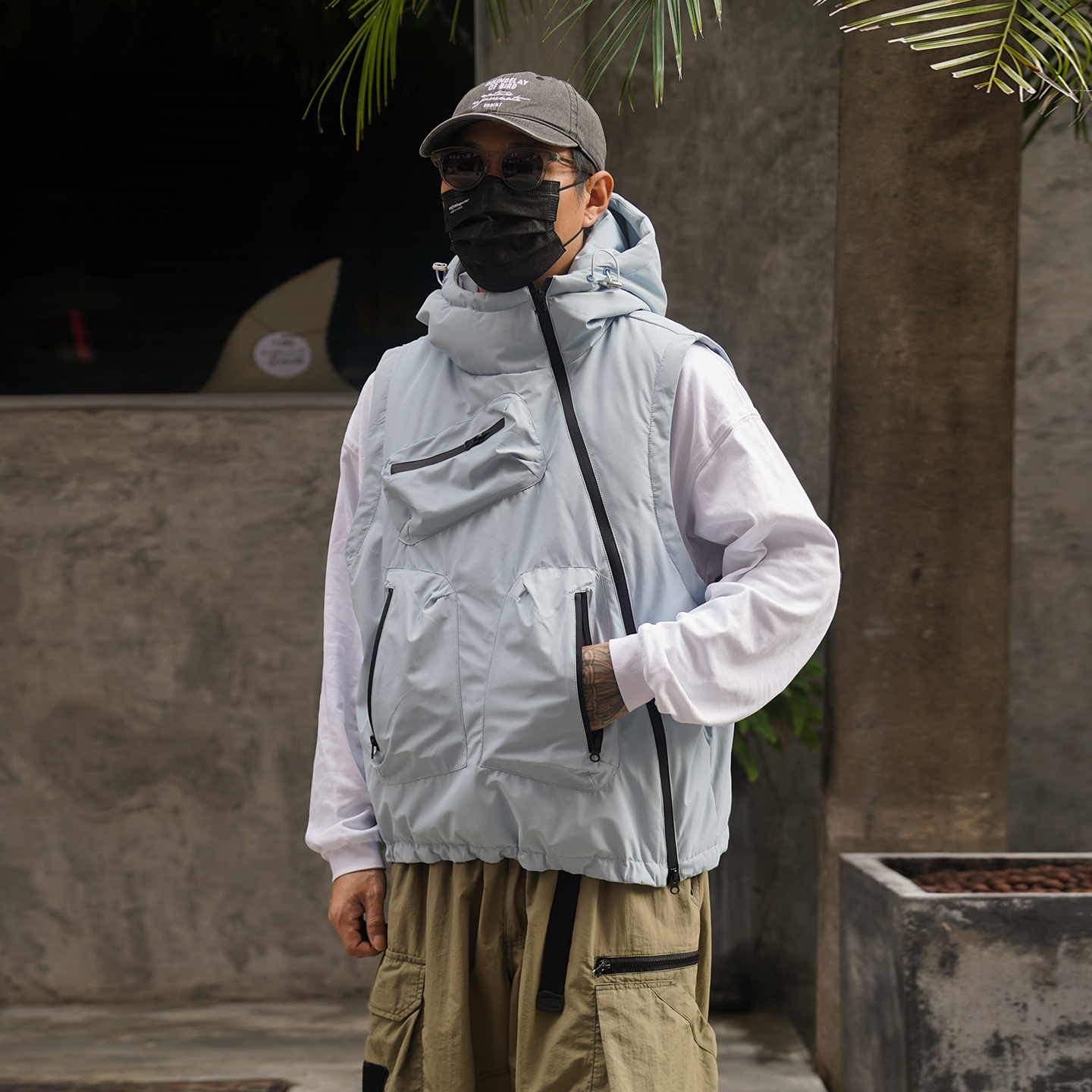 冬季户外机能风羽绒马甲