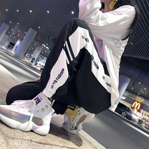 高腰休闲百搭宽松束脚显瘦运动裤
