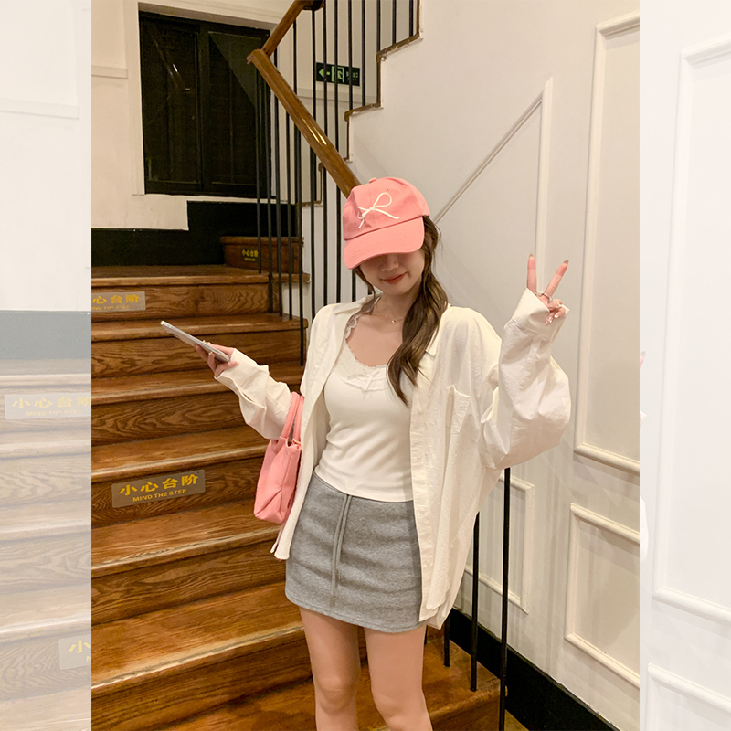 实拍实价白色V领蕾丝拼接花边女装春季法式小众气质宽松长袖衬衫