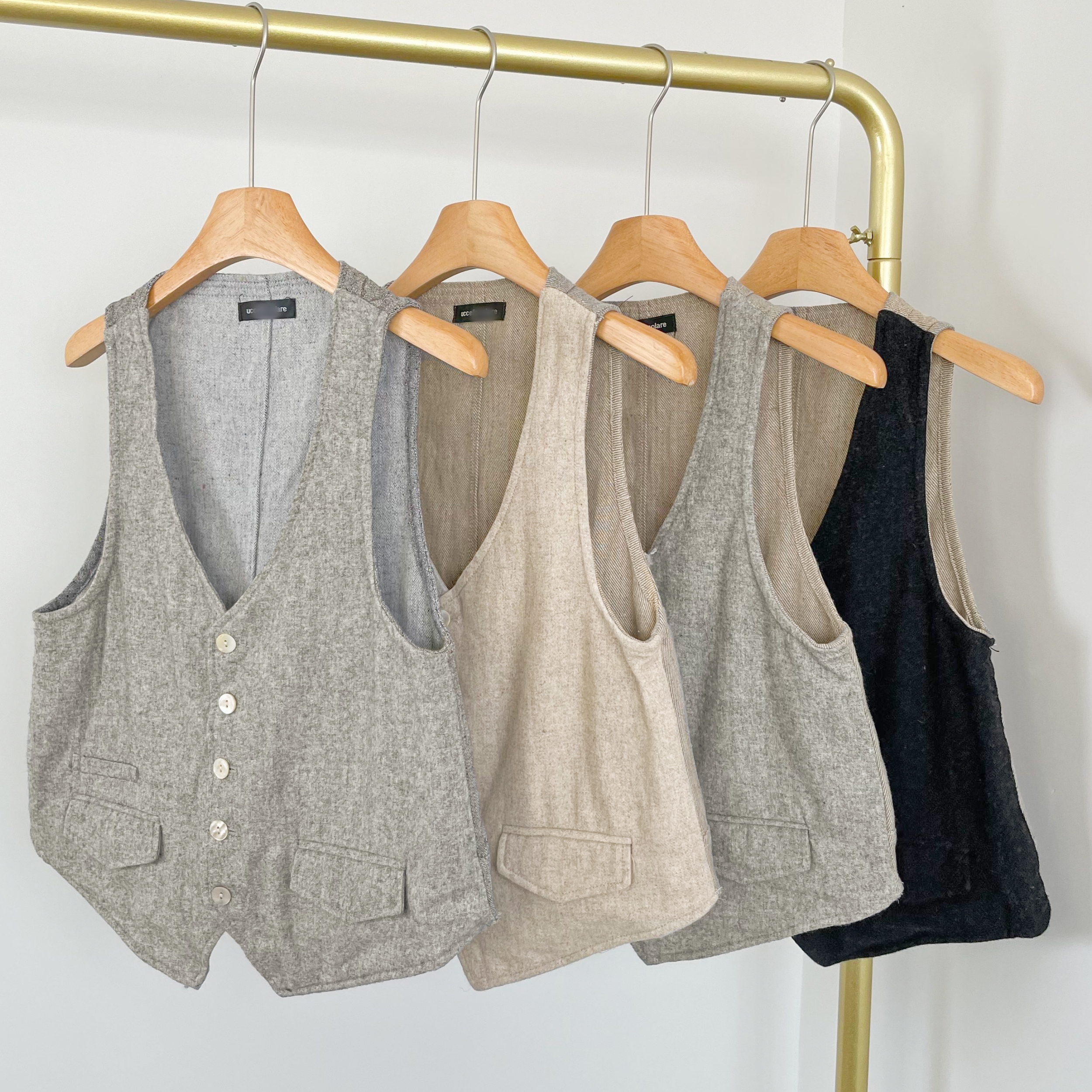 外贸新款女装时髦拼接V领马夹贝壳扣外搭上衣休闲无袖坎肩