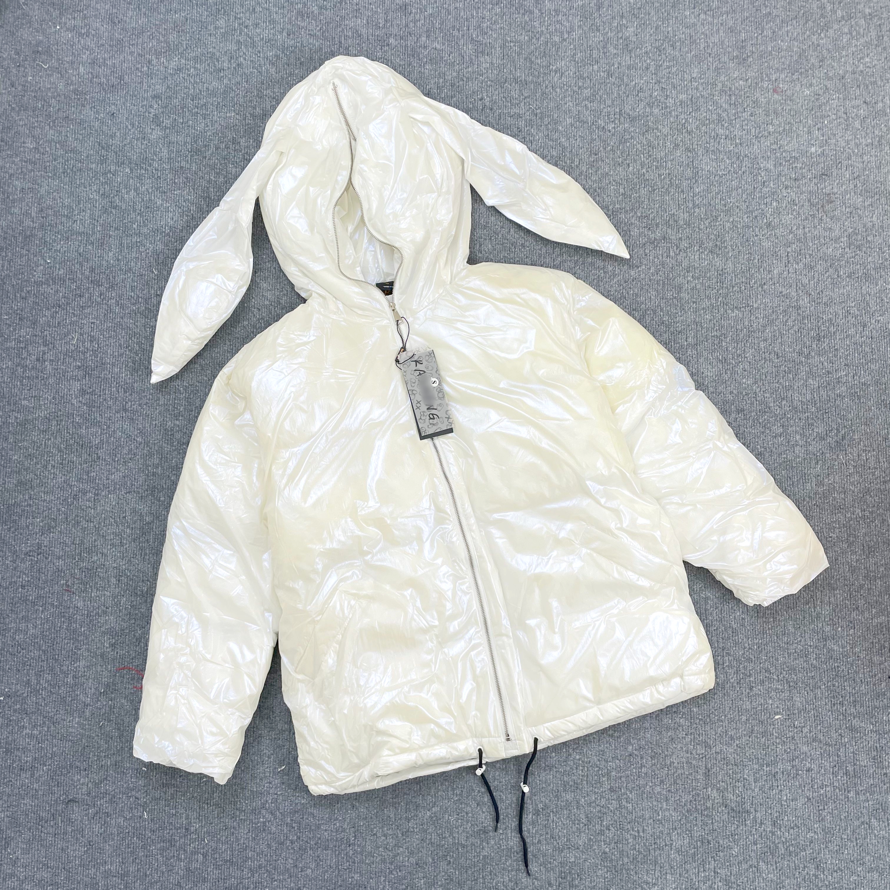 外贸新款女装可爱兔耳朵设计亮面棉服宽松保暖减龄拉链棉衣外套