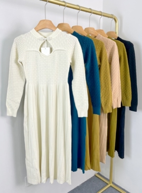 K5004温婉气质针织盘扣连衣裙2025新款女装收腰中长款国风毛衣裙