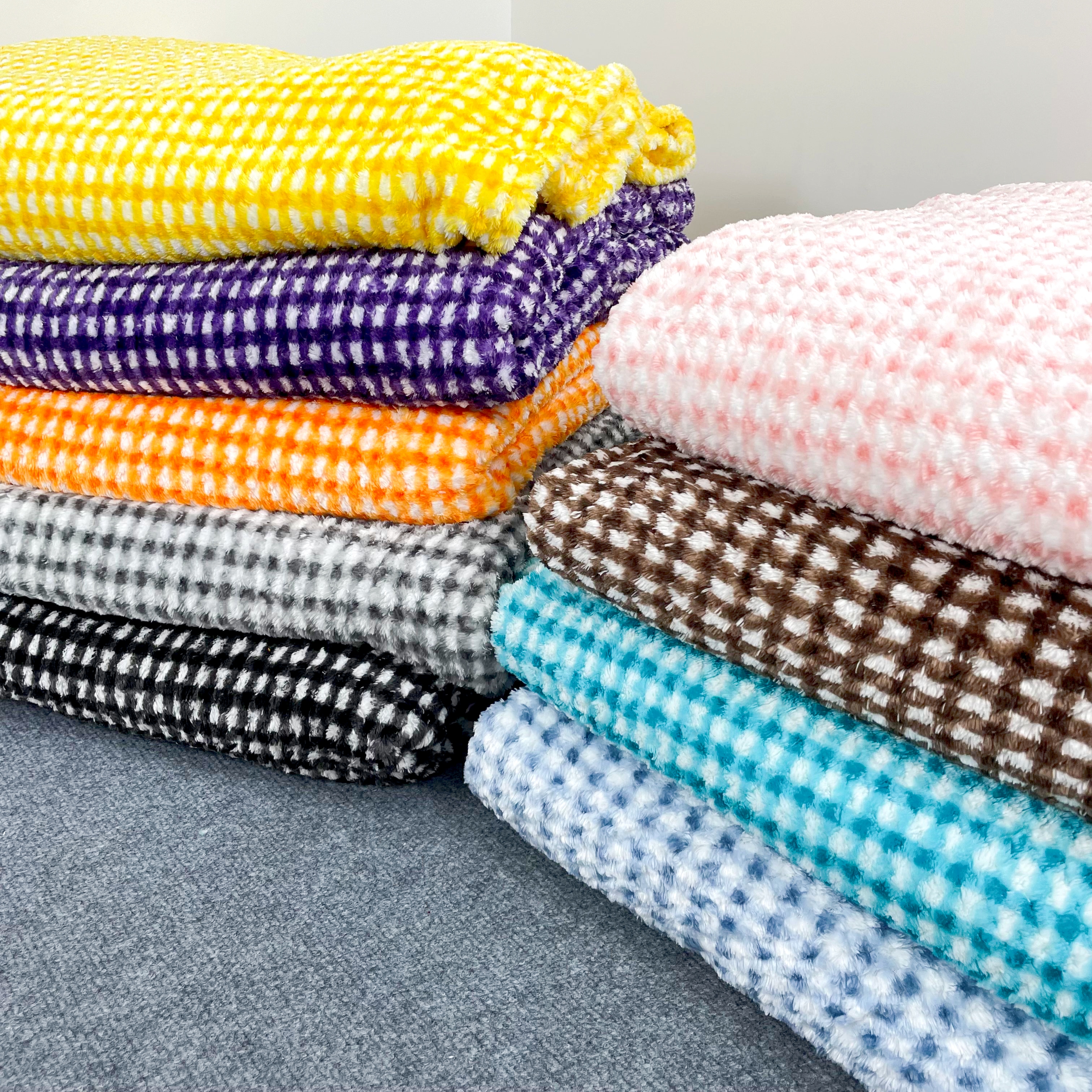 秋冬新款亲肤舒适珊瑚绒双人床单午睡毯格子毛毯床毯盖毯