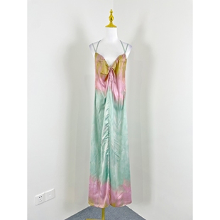 K7019沙滩海边度假性感连衣裙2026新款 扎染吊带裙甜辣长裙 女装