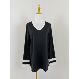 E7049秋季 撞色拼接V领女上衣弹力舒适宽松侧开叉休闲T恤 新款