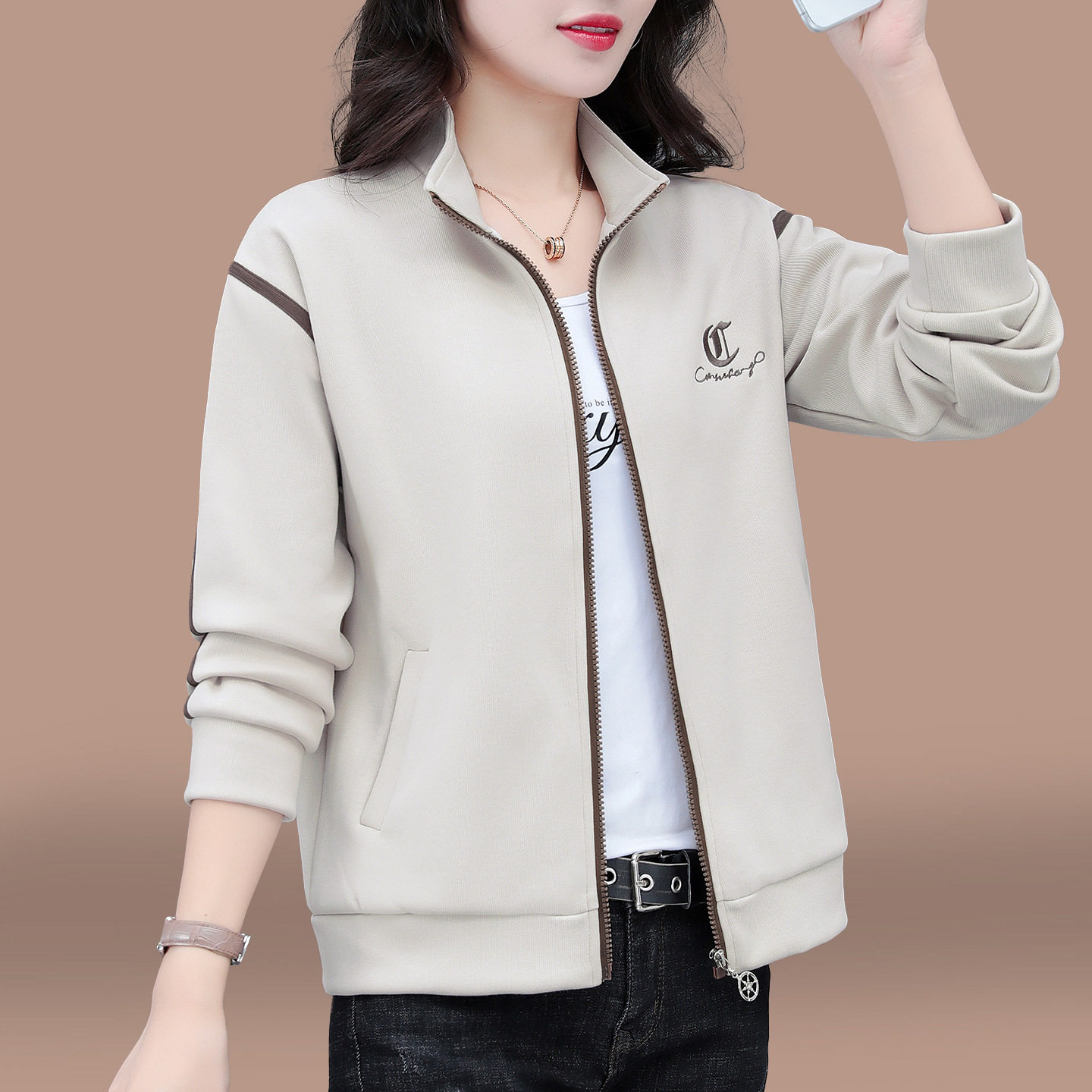 女士短外套春秋2026新款中老棒球服