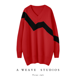 忍不住自留款~红色拼条羊绒衫女V领中长款纯羊绒毛衣女宽松慵懒风