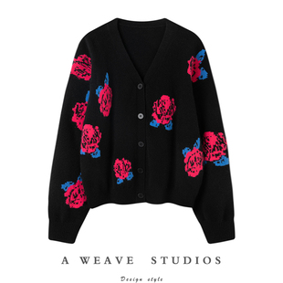 牧绒飞〓绒+〓 红色玫瑰花v领廓形羊绒毛衣开衫女2024春