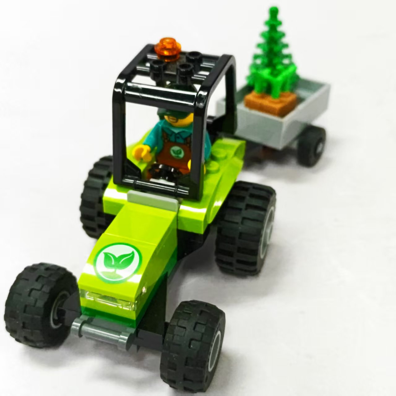 （二手）LEGO乐高正品60390城市系列公园拖拉机男孩儿童节日积木