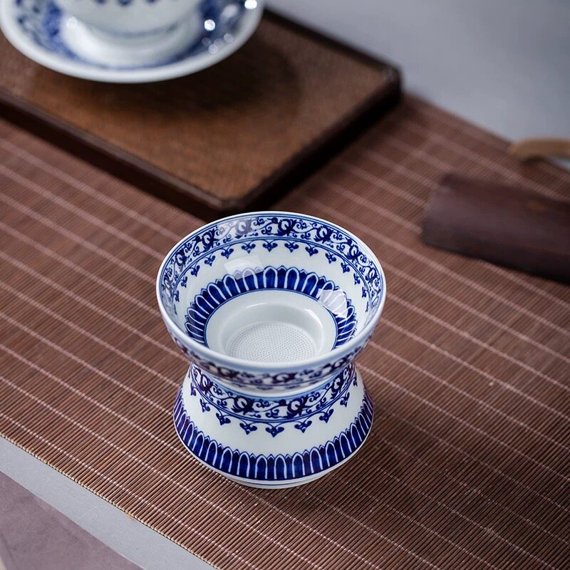七丞堂宝相纹陶瓷青花瓷茶漏茶滤家用茶隔全瓷一体茶叶过滤网零配