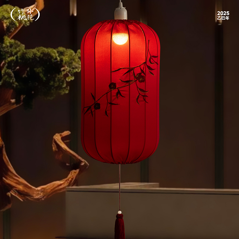 新年装饰乔迁大红刺绣灯笼新款红色喜庆家用阳台中式室内一对挂饰