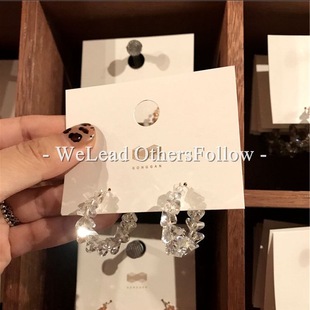 韓國東大門韓代同款 C環仿水晶不規則幾何百搭耳環 Follow