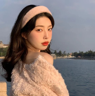 韓國東大門少女感羊毛氈秋冬純色毛絨絨寬版 毛呢發(fā)箍 Follow