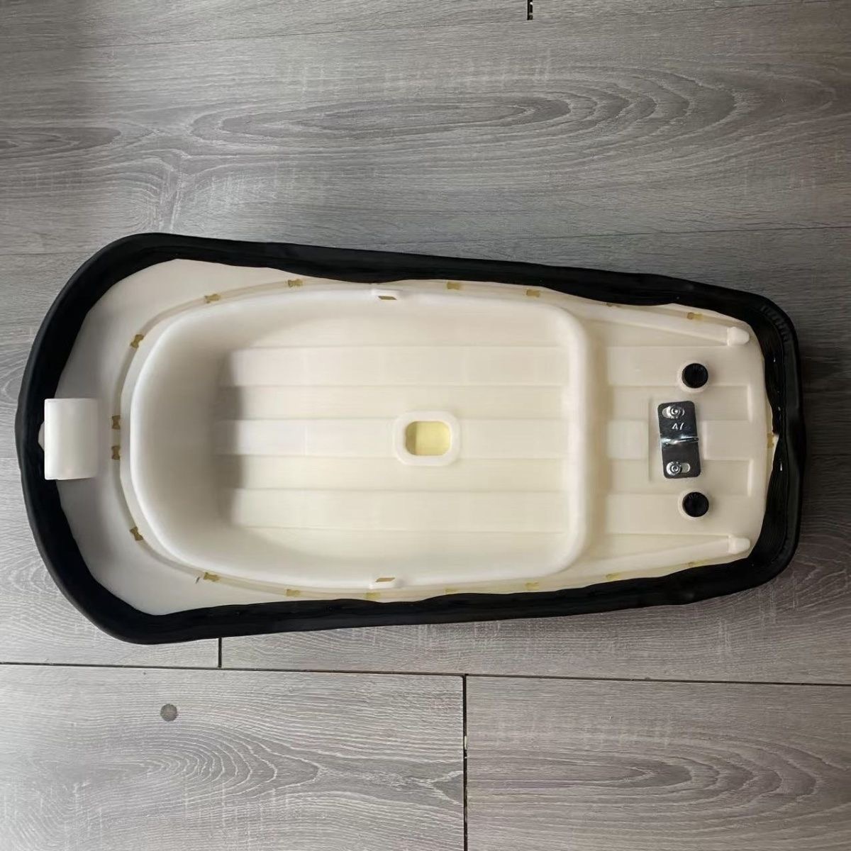 适用于n360电动车坐包N369座垫总成坐垫