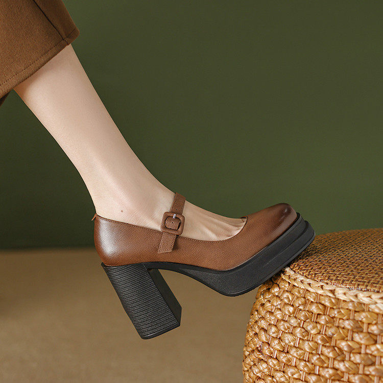 2026秋季新款不累脚方头一字带玛丽珍单鞋复古防水台高跟鞋女粗跟