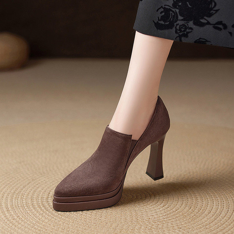 厚底深口单鞋不累脚裸靴2026春秋新款防水台尖头粗跟高跟鞋女