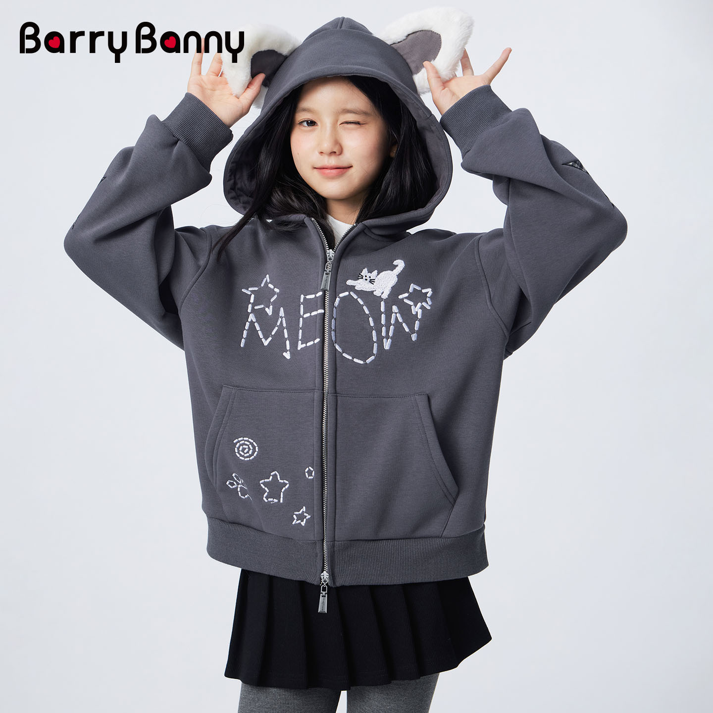 BarryBanny女童猫咪耳朵连帽卫衣2026秋冬新款中大童女孩时髦外套