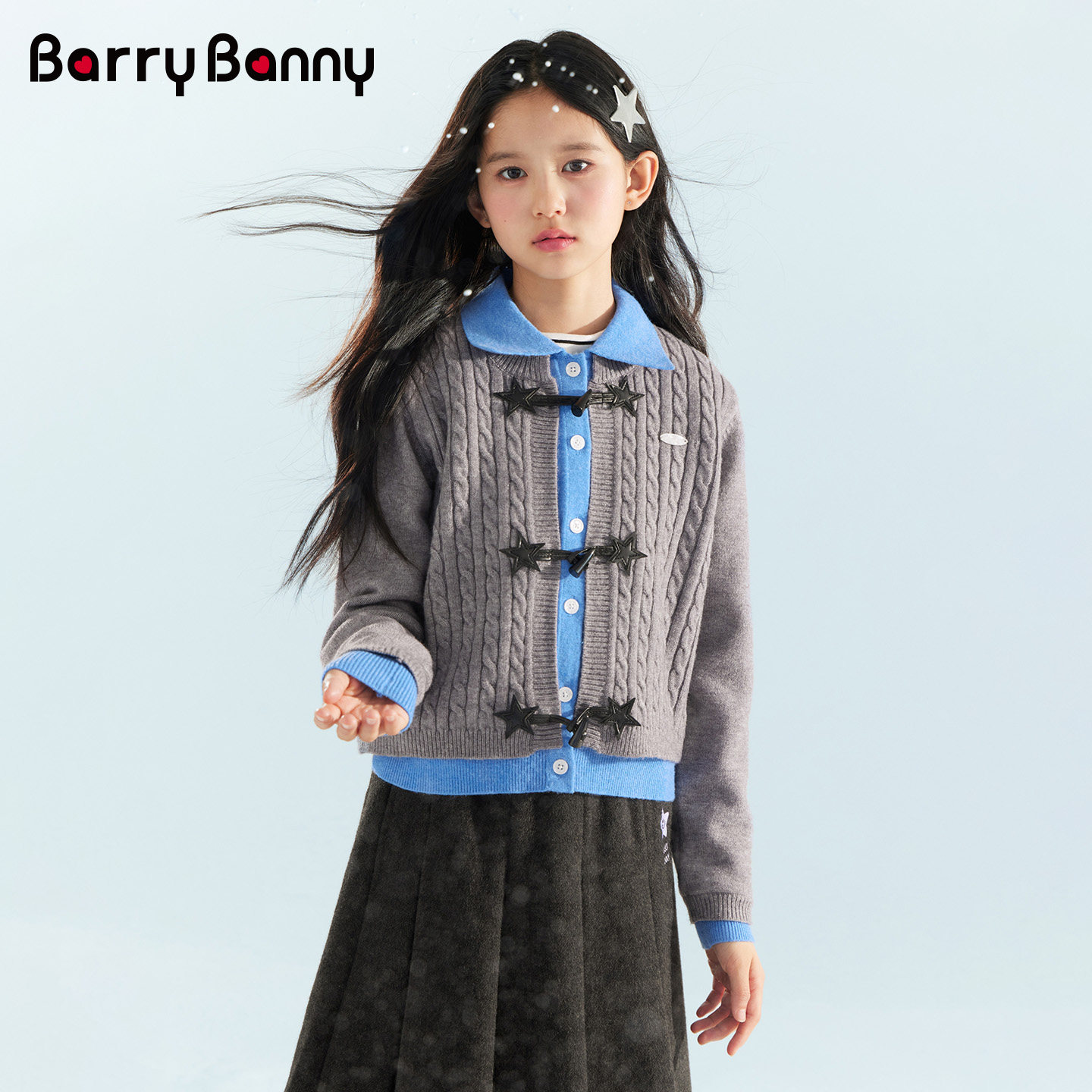 BarryBanny女童学院风假两件针织开衫秋冬新款儿童牛角扣毛衣外套