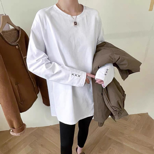 DW秋冬加绒刺绣百搭洋气开白色T恤女中长款宽松长袖打底衫7078