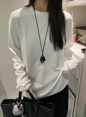 DW2025冬季新款百搭圆领宽松白色刺绣加绒长袖T恤打底衫女8169