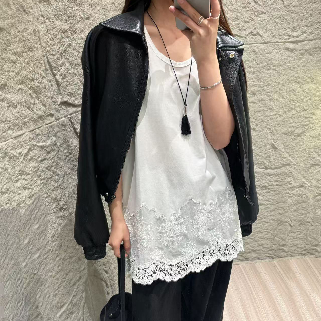 DW重工刺绣下摆拼接U圆领无袖t恤女叠穿背心中长款2026春装8283
